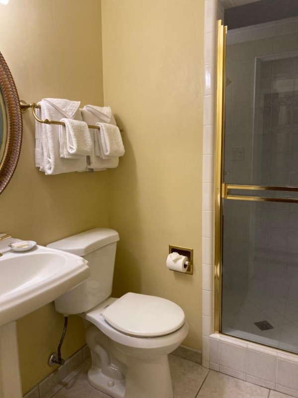 Normandy Inn image 20